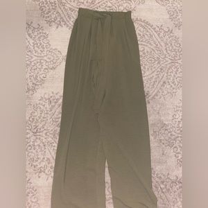 Forest green trousers (UNWORN)